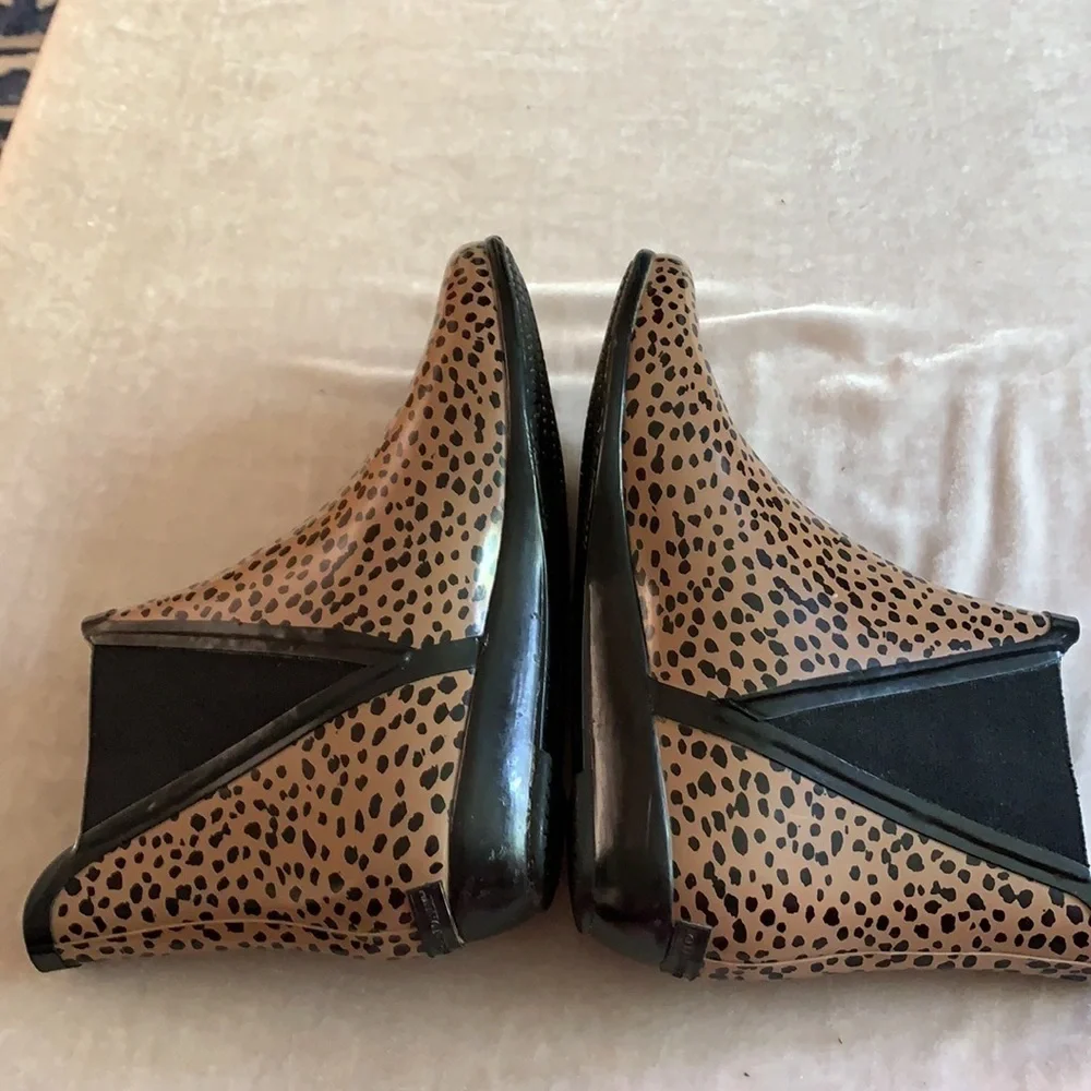 Loeffler Randall Leopard Chelsea Rain Boots 8